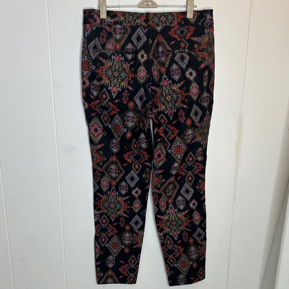 Zara Black and Multicolor Geometric Straight Leg Pants - Picture 8 of 12